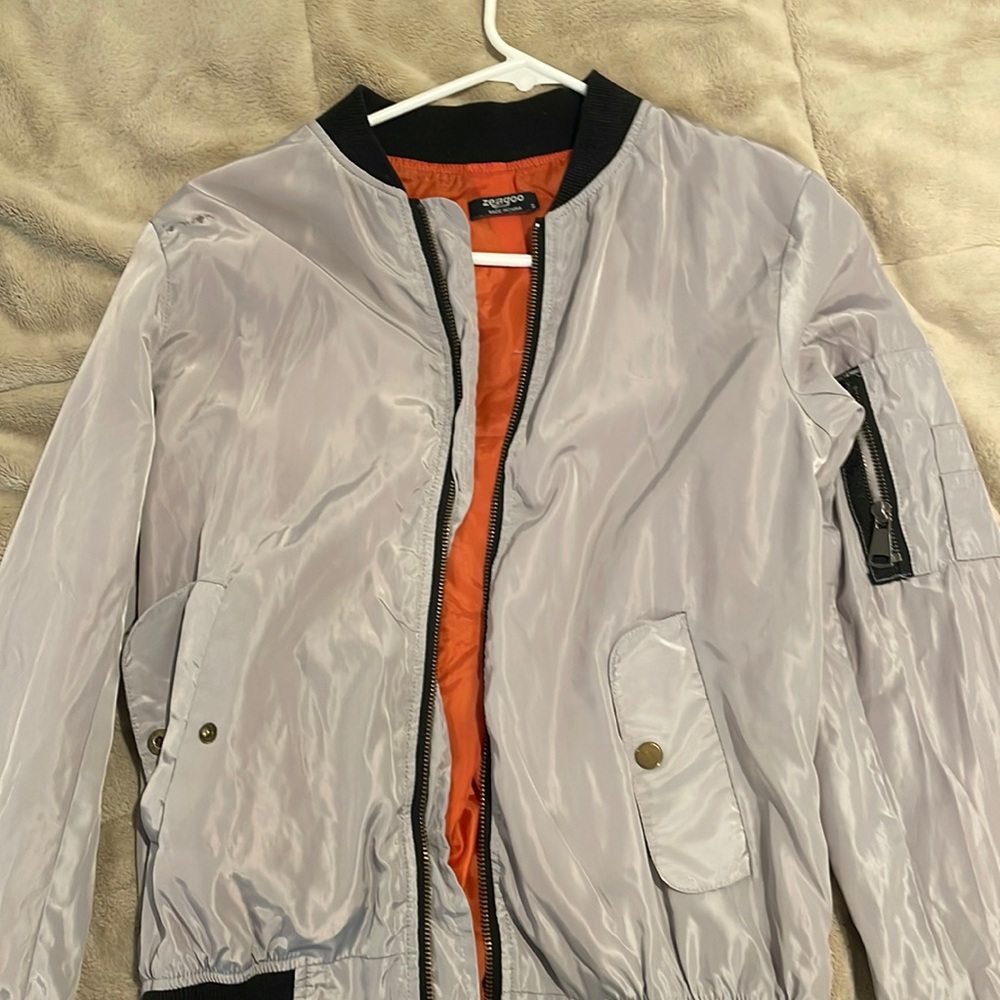 Light gray bomber